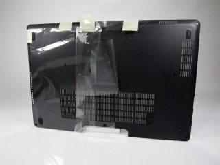 0VJ58 7PVX3 DELL Latitude E5570 spodní kryt (servisní panel)